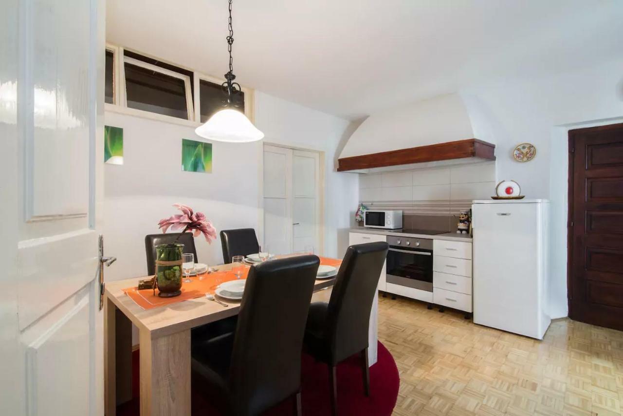 Charming Apartment Koper Exteriör bild